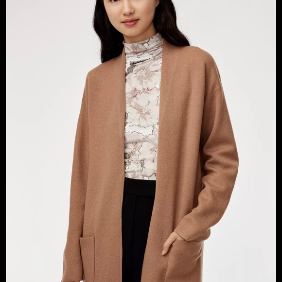 Babaton Sweaters - Aritzia Babaton Lance cardigan rare pink